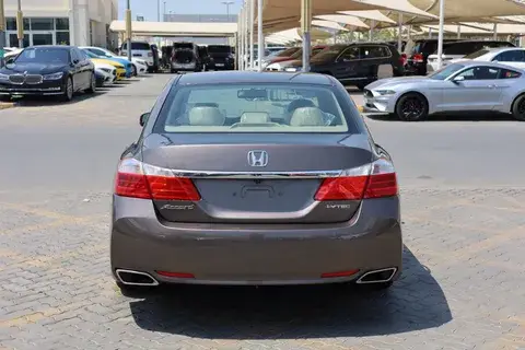 honda accord image Honda Accord 2.4L LX + Sunroof + Aluminum Wheels 2015